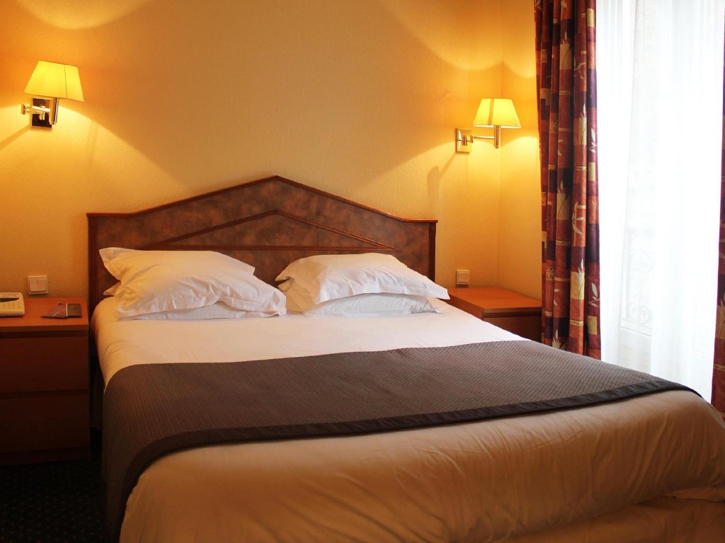 Фото New Hotel Le Voltaire