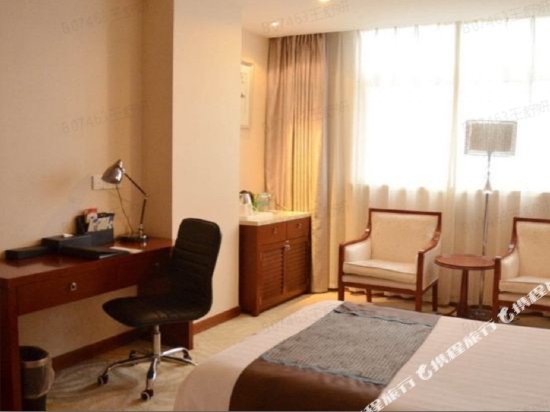 Фото Landison Plaza International Hotel Zhenjiang