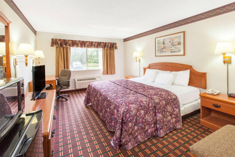 Гостиница Days Inn by Wyndham Sault Ste Marie Mi