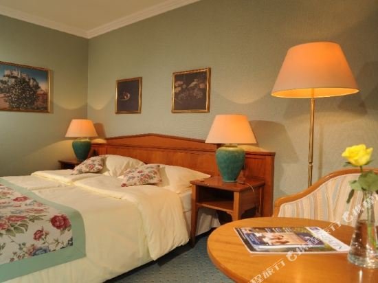 Фото Hotel Am Schlosspark