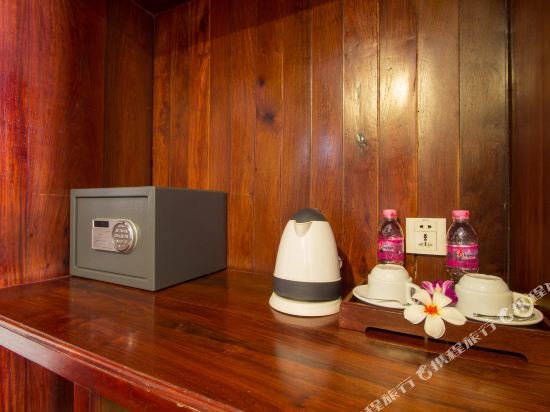 Фото Royal Empire Premium