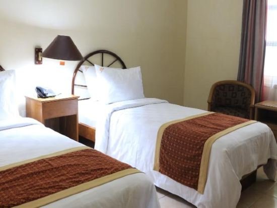 Фото Hotel Merdeka Kediri