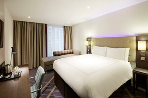 Гостиница Premier Inn Frankfurt Westend Hotel