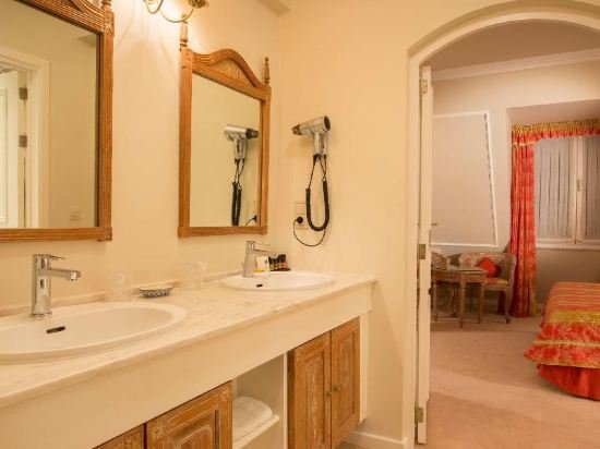 Фото Hotel Manos Stephanie