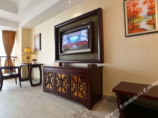 Фото Hunan WanJiaLi World Trade Hotel