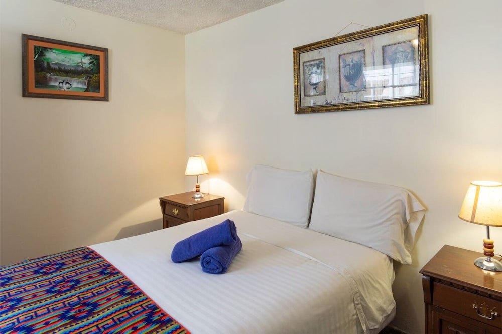 Фото Pgh Hostal Quito