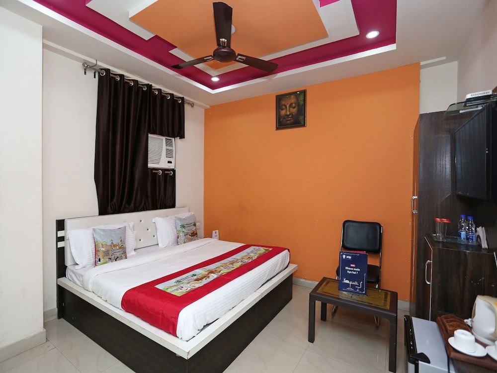 Фото Oyo 7773 Hotel Simran Palace