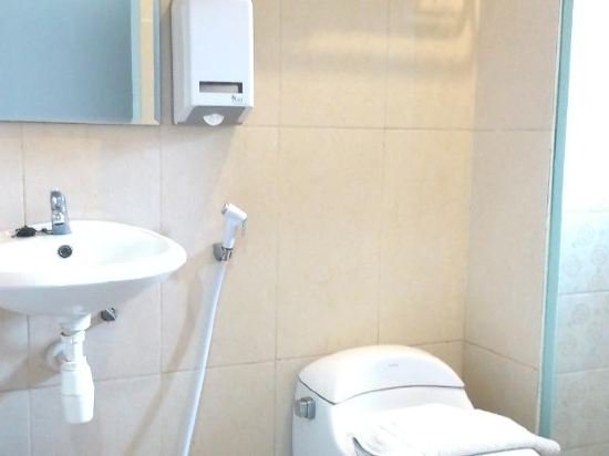 Фото De Wahyu Hotel