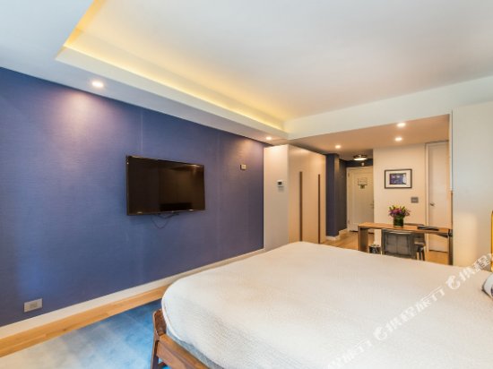 Фото The Lombardy Hotel