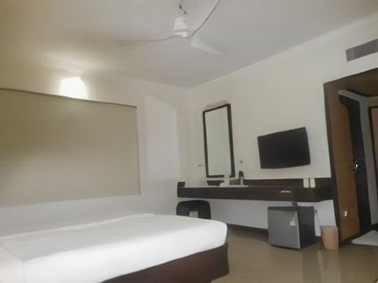 Фото New Woodlands Hotel