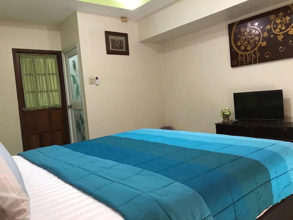 Фото Maenam Lodge