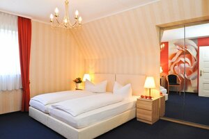 Hotel Purucker (Bavaria, Kulmbach, Melkendorfer Straße, 4), hotel