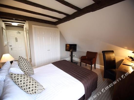 Фото Hatton Court