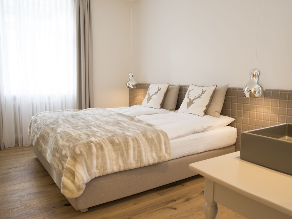 Фото Hotel Edelweiss