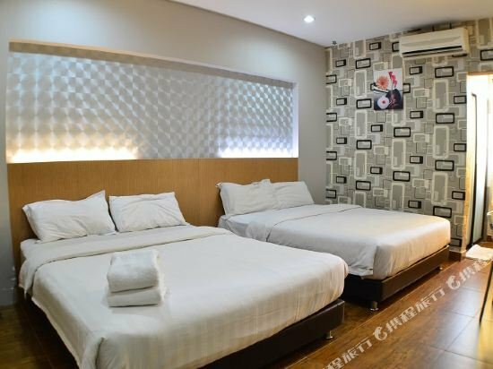 Гостиница Hotel Zamburger Sri Petaling в Куала-Лумпуре