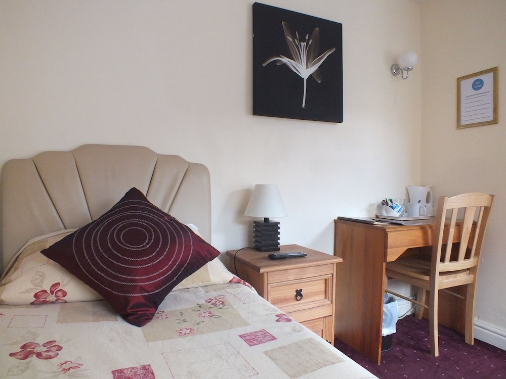 Фото Chester Court Hotel