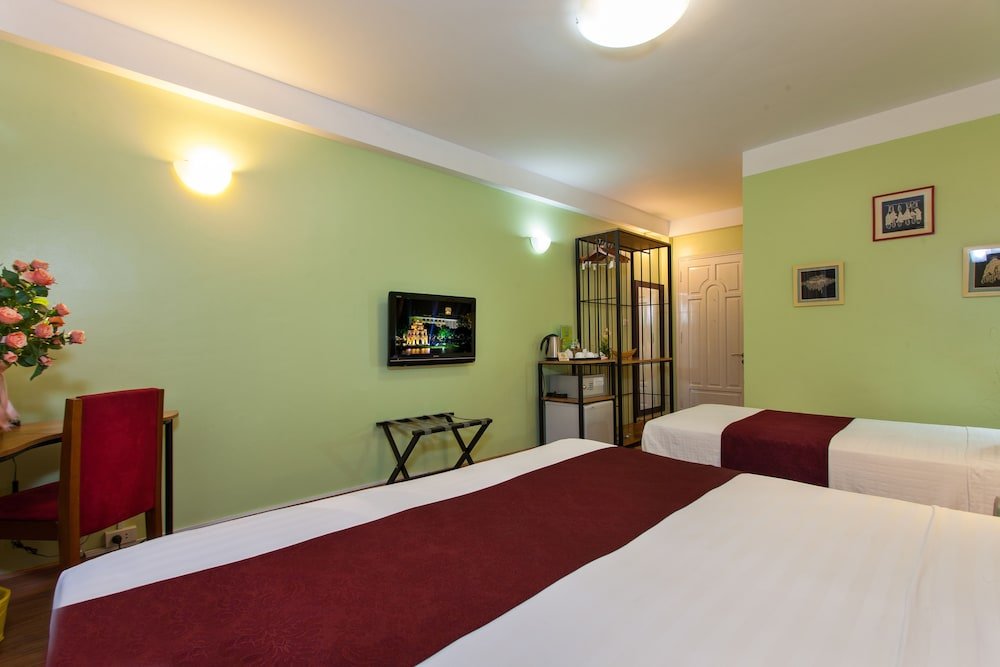 Фото Iris Boutique Hotel