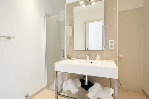 Гостиница Hotel De La Pyramide в Безье