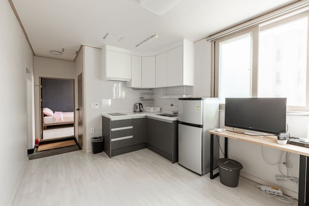 Фото Gongju Einhaus Guesthouse 2