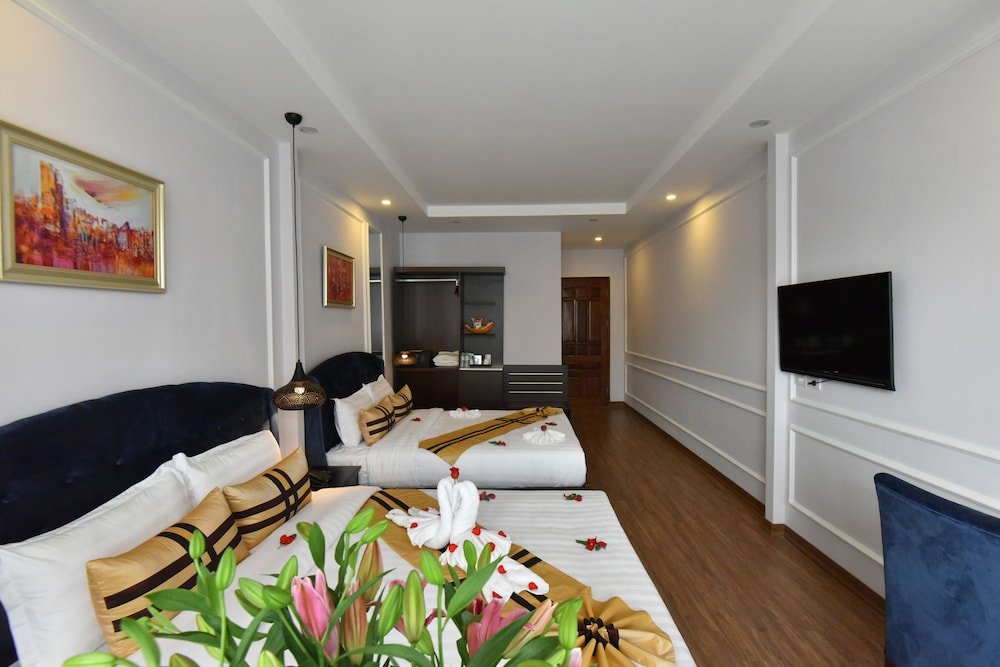 Фото S Central Hotel & SPA