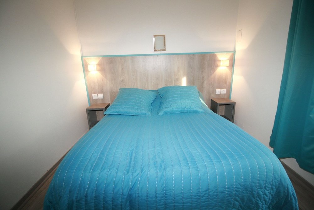 Фото The Originals City, Hotel Azur, Fos sur Mer