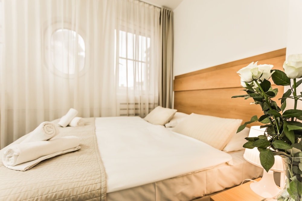 Фото Elisabeth Old Town