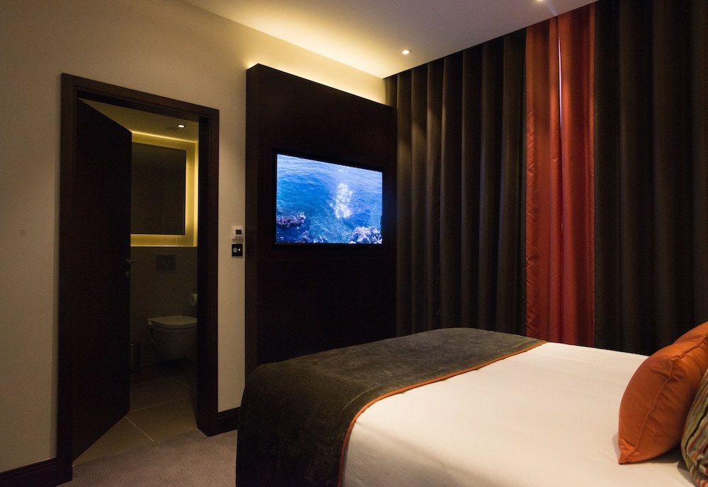 Фото St George Hotel Wembley