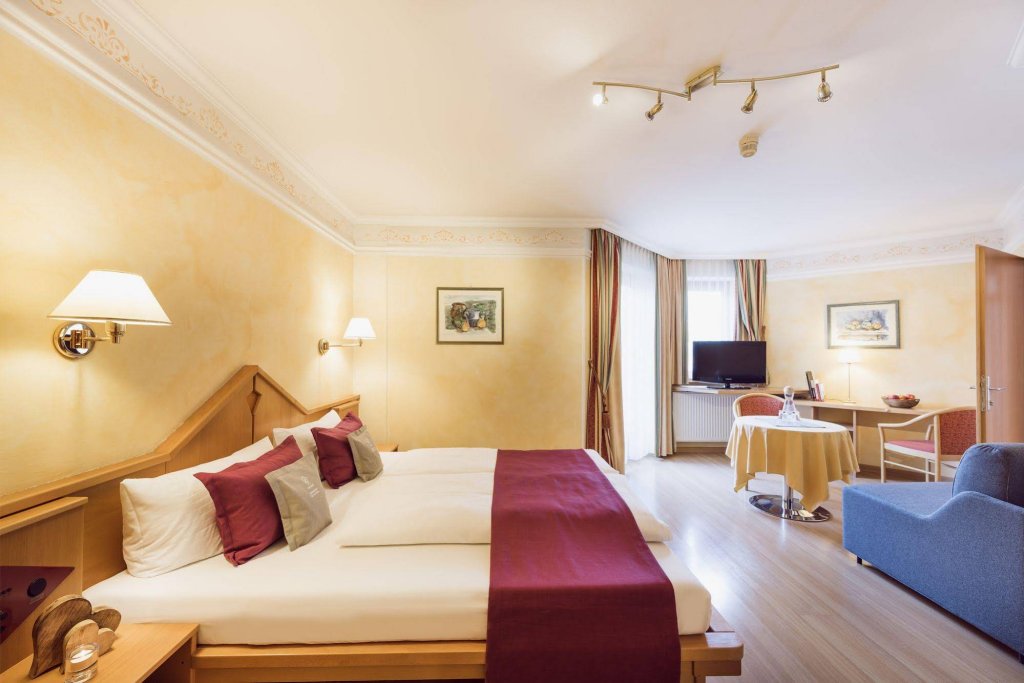 Фото Natur- und Wanderhotel Outside