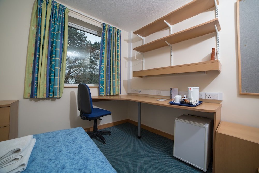 Фото University of Exeter Pennsylvania Court