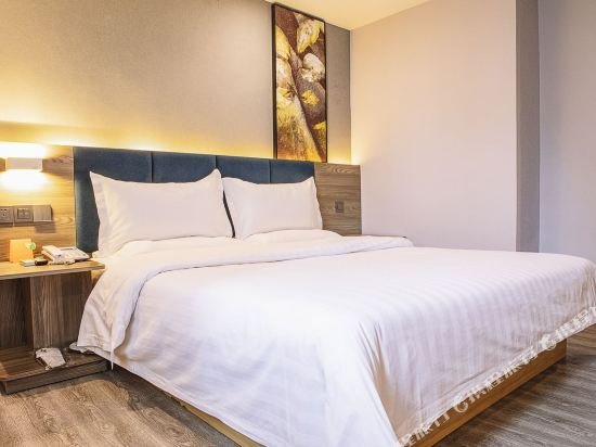 Фото 7 Days Inn Wuhan Baibuting Garden Branch