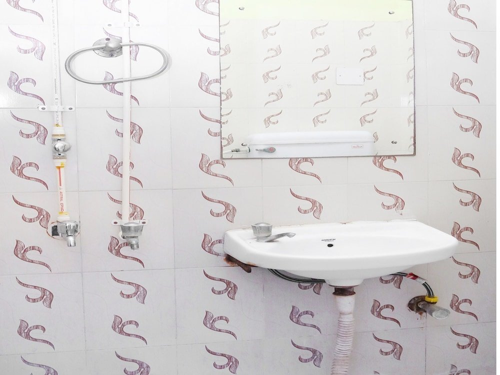 Фото Oyo 14654 Brs Homes