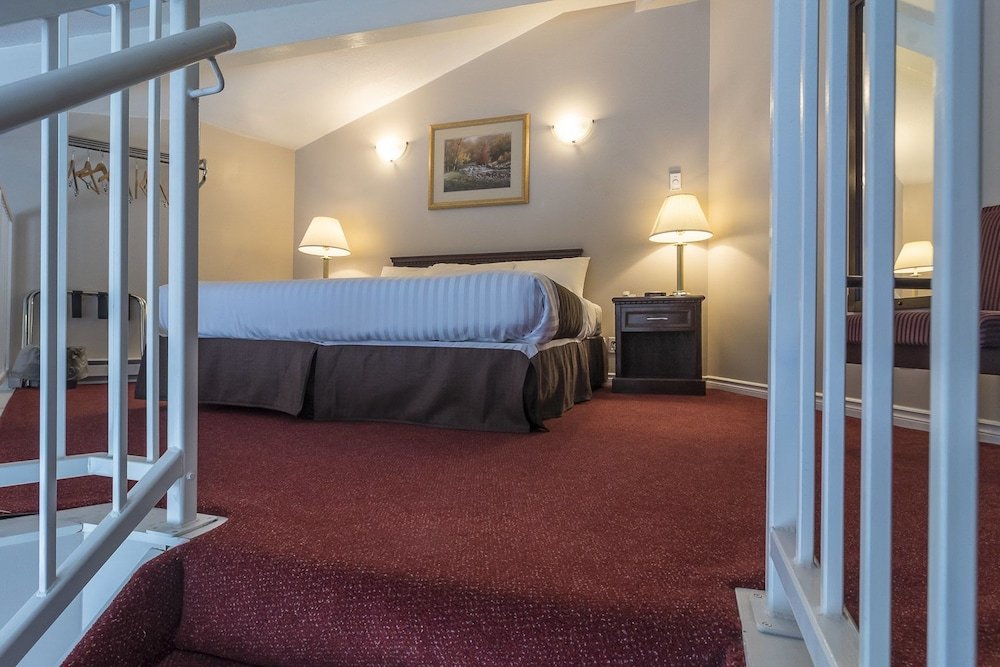 Фото Port Augusta Inn and Suites