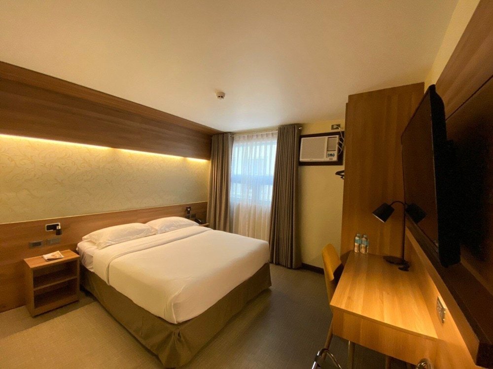 Фото L Meridian Suites