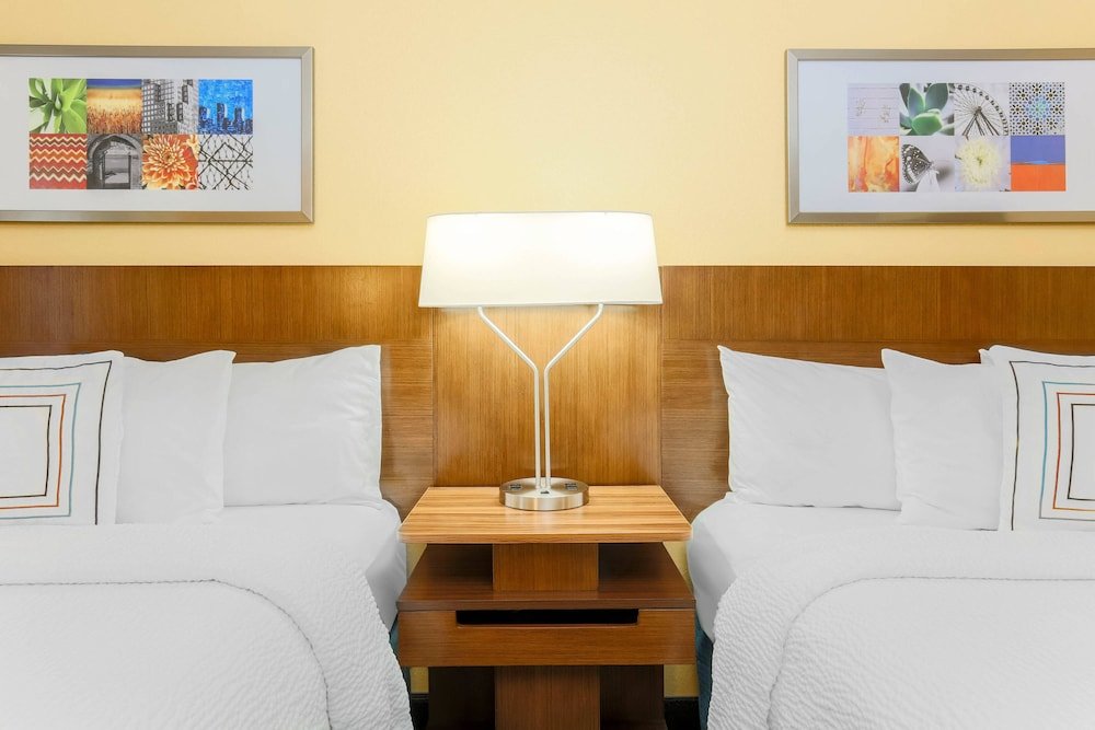 Фото Springhill Suites by Marriott Tampa Brandon