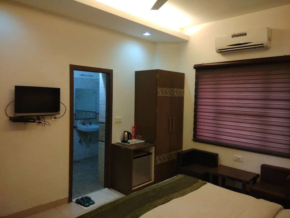 Фото Oyo 12154 Hotel Heaven Resort