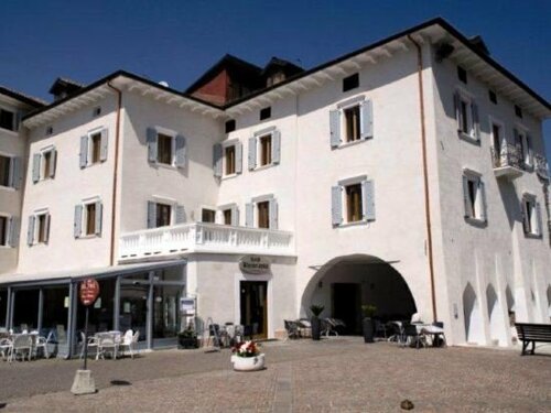 Внешний вид отеля Geier в Наго-Торболях, фото 1