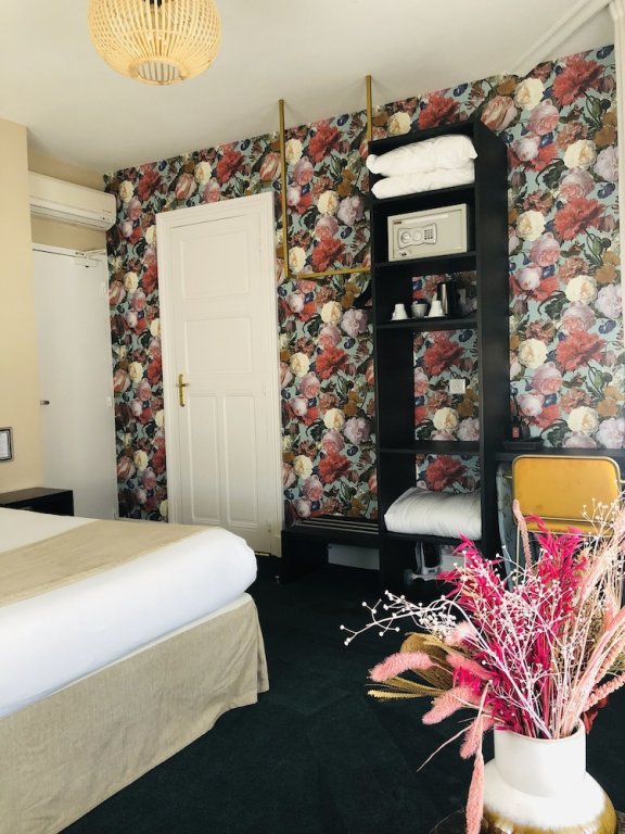 Фото Ama Hôtel