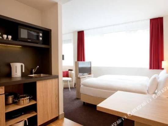 Фото Vienna House Easy by Wyndham Munich