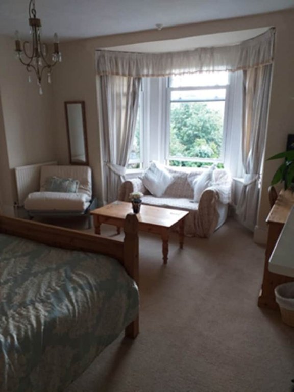 Фото Woodleigh Bed and Breakfast