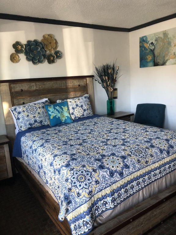 Фото Dunes Motel