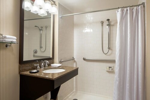 Гостиница Sheraton Houston Brookhollow Hotel в Хьюстоне