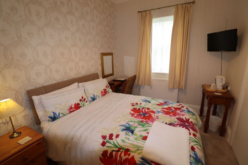 Фото Raincliffe Hotel