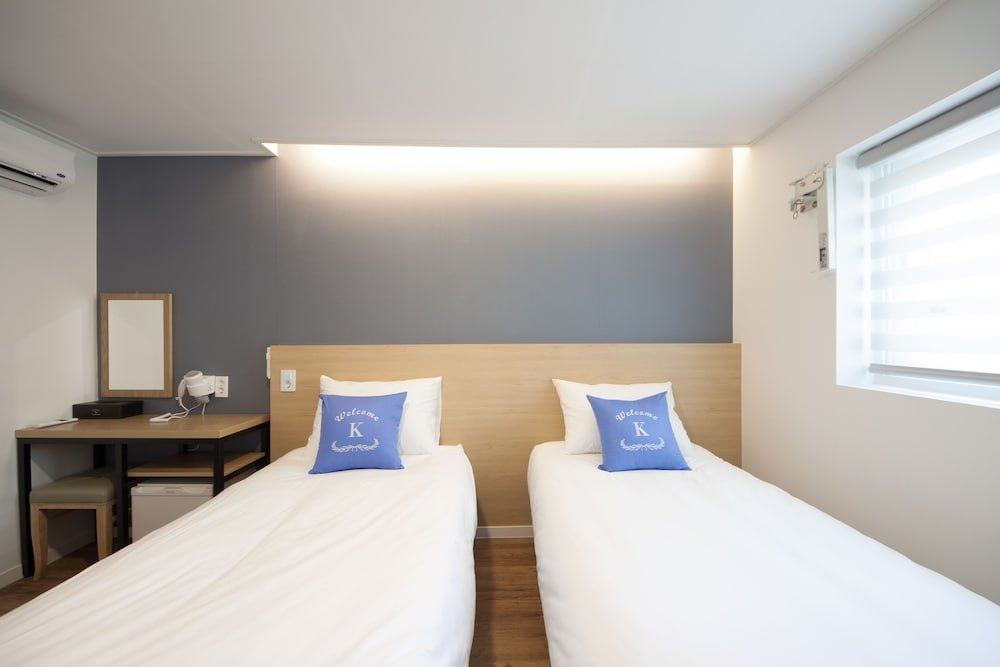Фото K-Guesthouse Haeundae 1