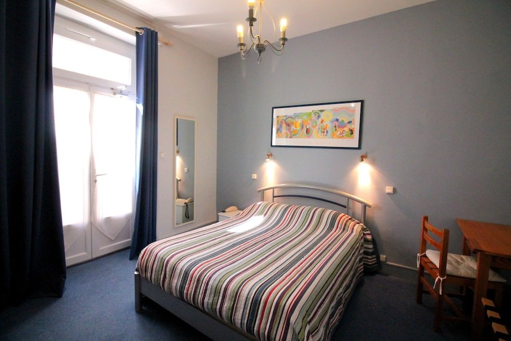 Фото Hotel Adour