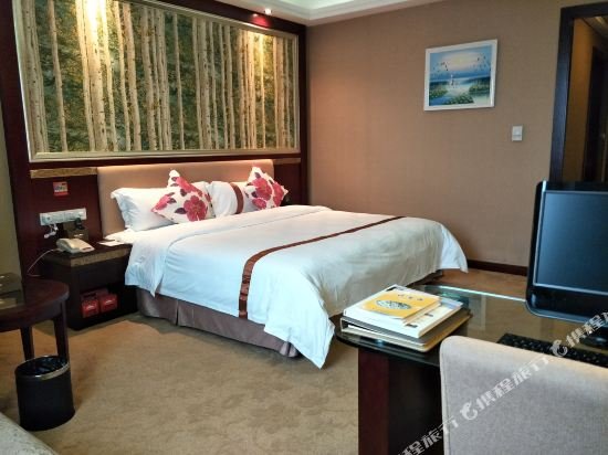 Фото Junyue Hotel