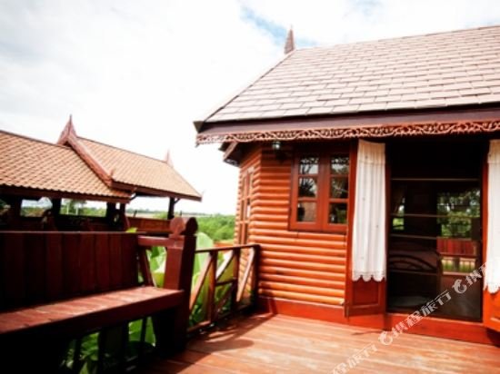 Фото Baan Rai Sujira