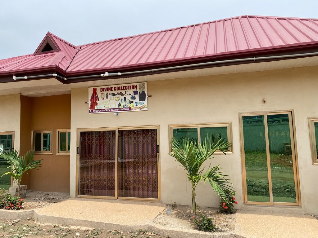 Jewelry shop Divine Collection, Kumasi, photo