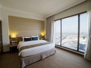 Гостиница Hotel Golden Tulip Corniche Dammam