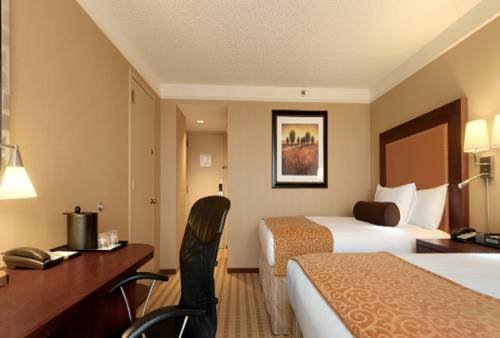 Фото Hilton Richardson Dallas