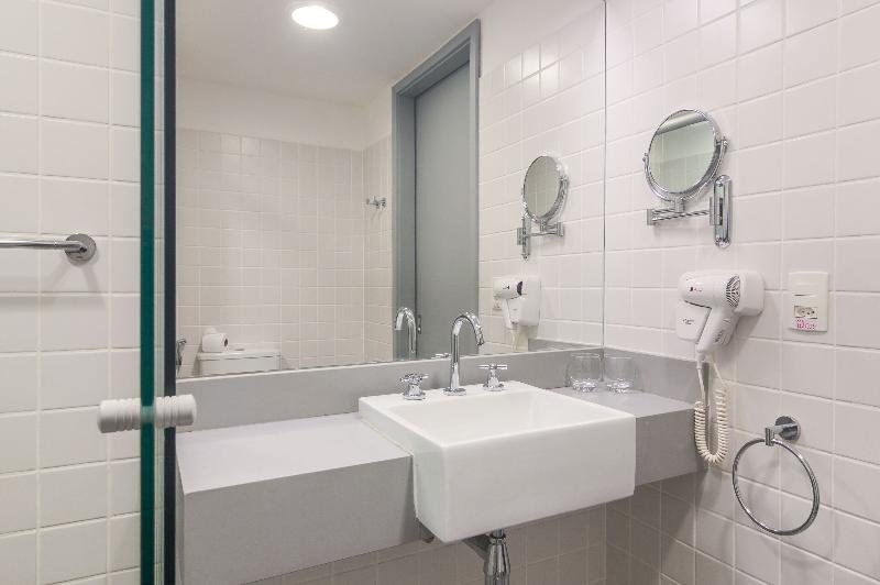 Фото Selina Athens Theatrou